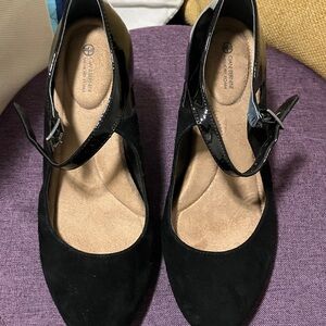Giani Bernini Black Suede and Patent Heels